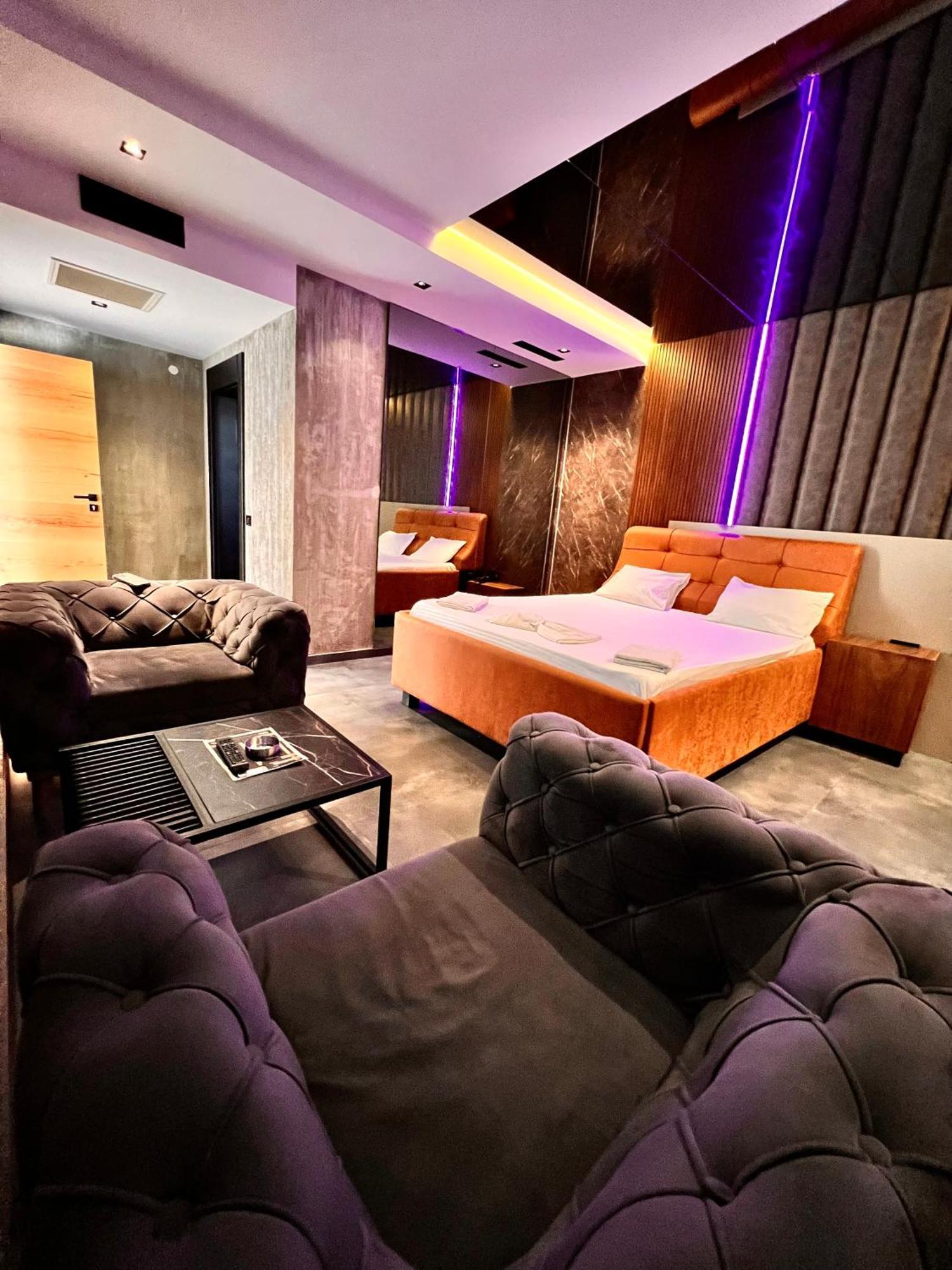 Motel Villa Princi Kosovo Polje Ngoại thất bức ảnh